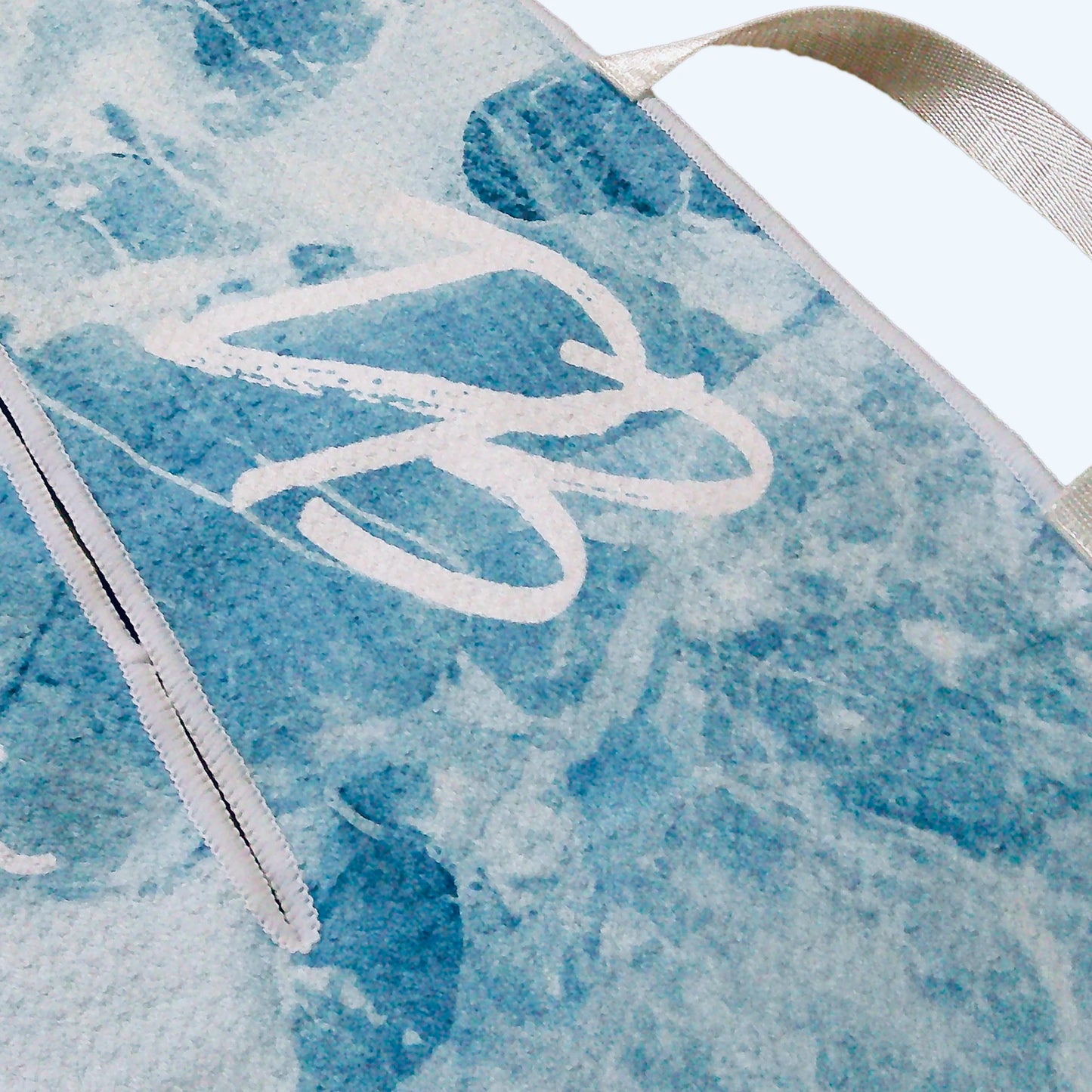 Blue Ice - Microfibre Golf Towel